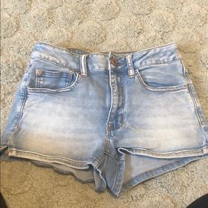 AE like new shorts